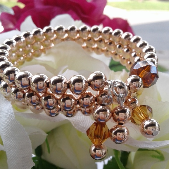 🆕Bracelet and Earring Set🆕 - Picture 2 of 3